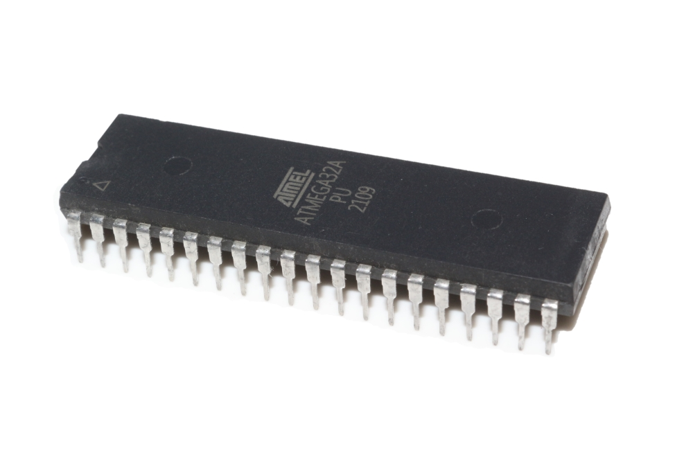 ATMEL ATMEGA32A AVR 8-Bit Microcontroller 32KB Flash