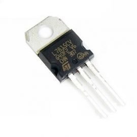 LM7815 Voltage Regulator IC